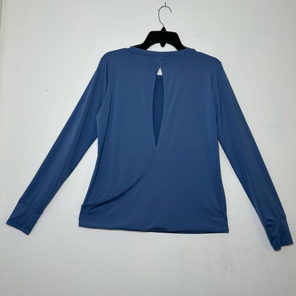 SPANX Soft Spot Wrap Back Indigo Haze Butter Long Sleeve T-Shirt Size M - Picture 3 of 16